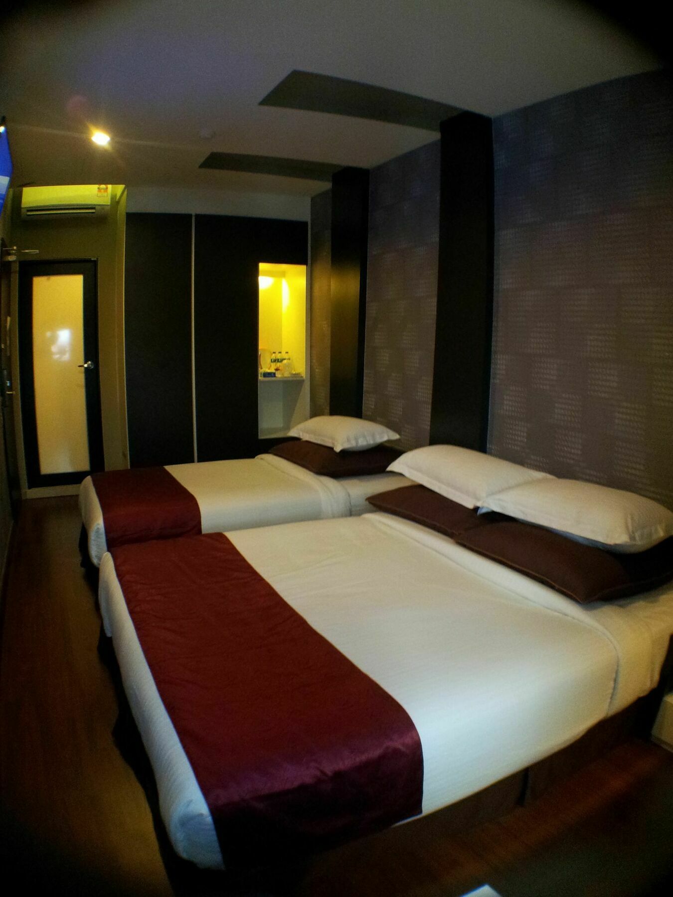 Chariton Hotel Nusa Bestari Johor Bahru Exterior photo